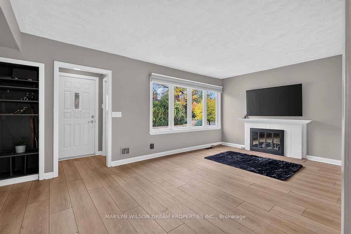 Photo 7 of 121 St Laurent Boulevard, Ottawa, Manor Park — HOMEH