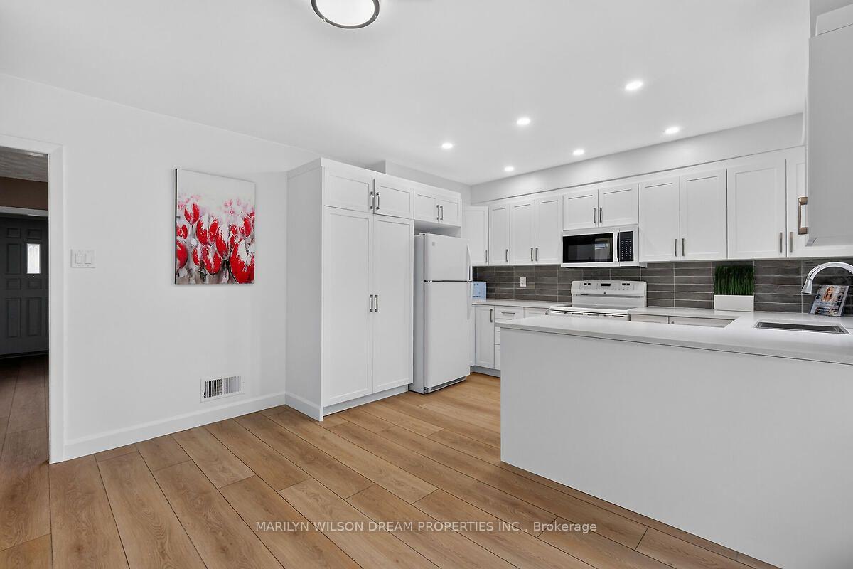 Photo 12 of 121 St Laurent Boulevard, Ottawa, Manor Park — HOMEH