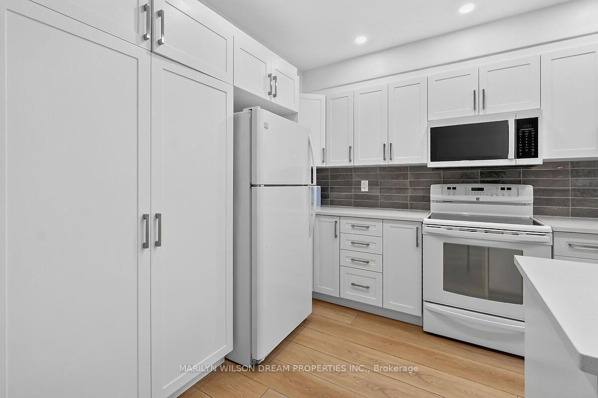 Photo 13 of 121 St Laurent Boulevard, Ottawa, Manor Park — HOMEH