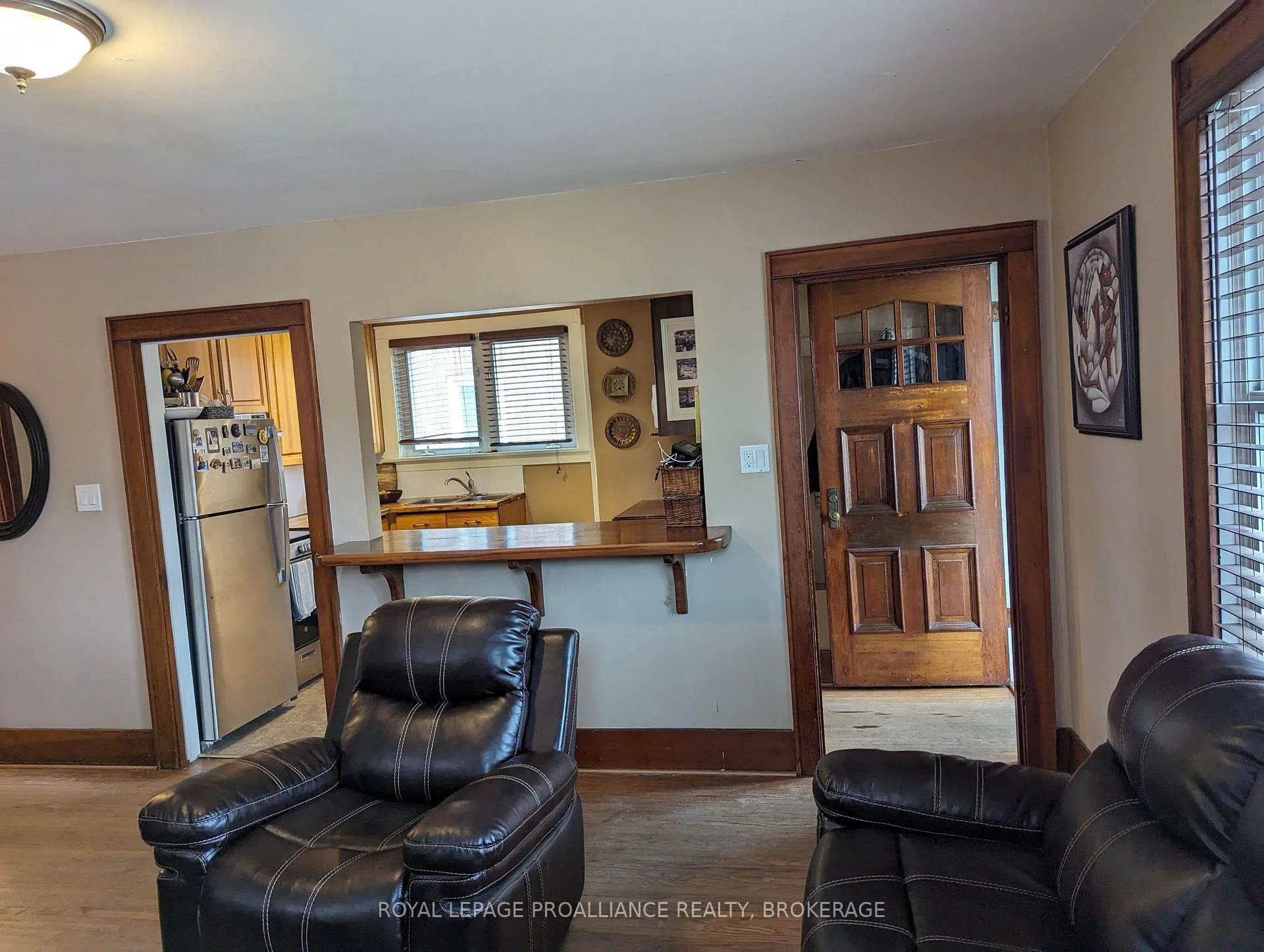 Photo 5 of 51 Dundas Street, Kingston, Central City East — HOMEH