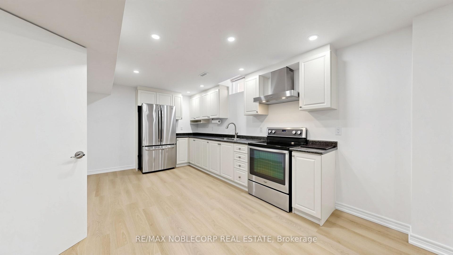 Photo 2 of Unit Lower, 103 Longhouse Street, Vaughan, East Woodbridge — HOMEH