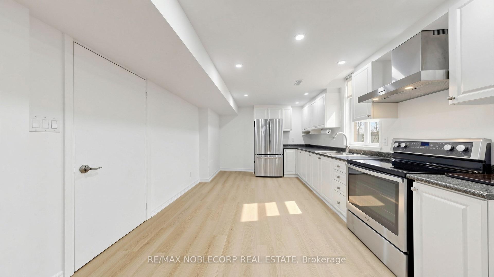 Photo 4 of Unit Lower, 103 Longhouse Street, Vaughan, East Woodbridge — HOMEH
