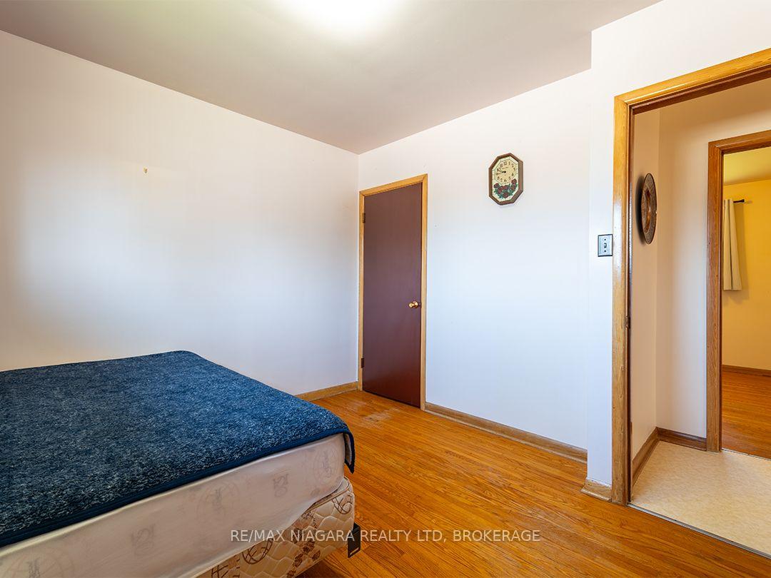 Photo 16 of 109 Hampton Avenue, Port Colborne, Sugarloaf — HOMEH