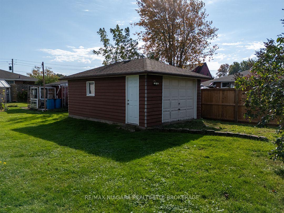 Photo 29 of 109 Hampton Avenue, Port Colborne, Sugarloaf — HOMEH