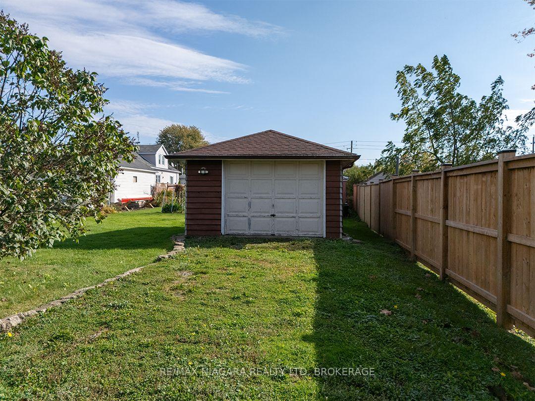 Photo 30 of 109 Hampton Avenue, Port Colborne, Sugarloaf — HOMEH