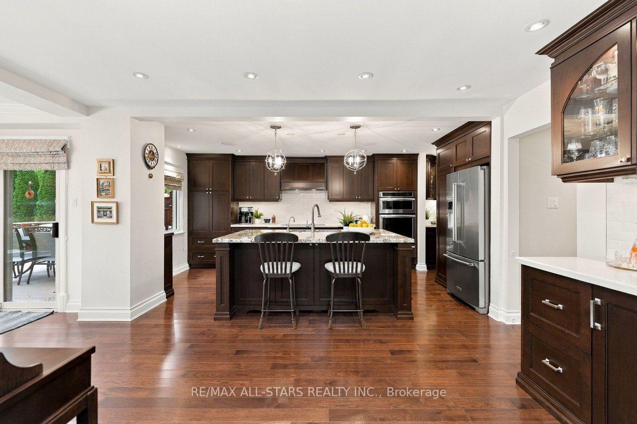 Photo 6 of 18 Ranger Court, Markham, Sherwood-Amberglen — HOMEH