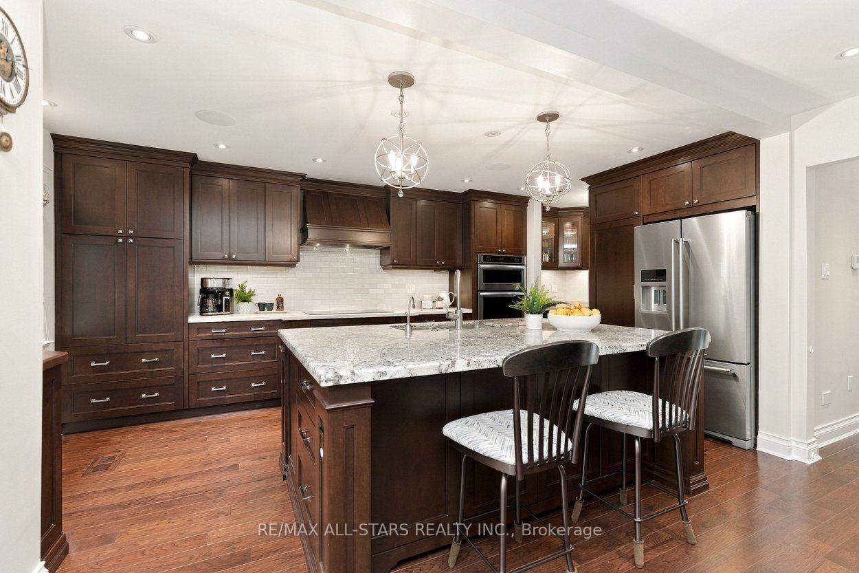 Photo 8 of 18 Ranger Court, Markham, Sherwood-Amberglen — HOMEH