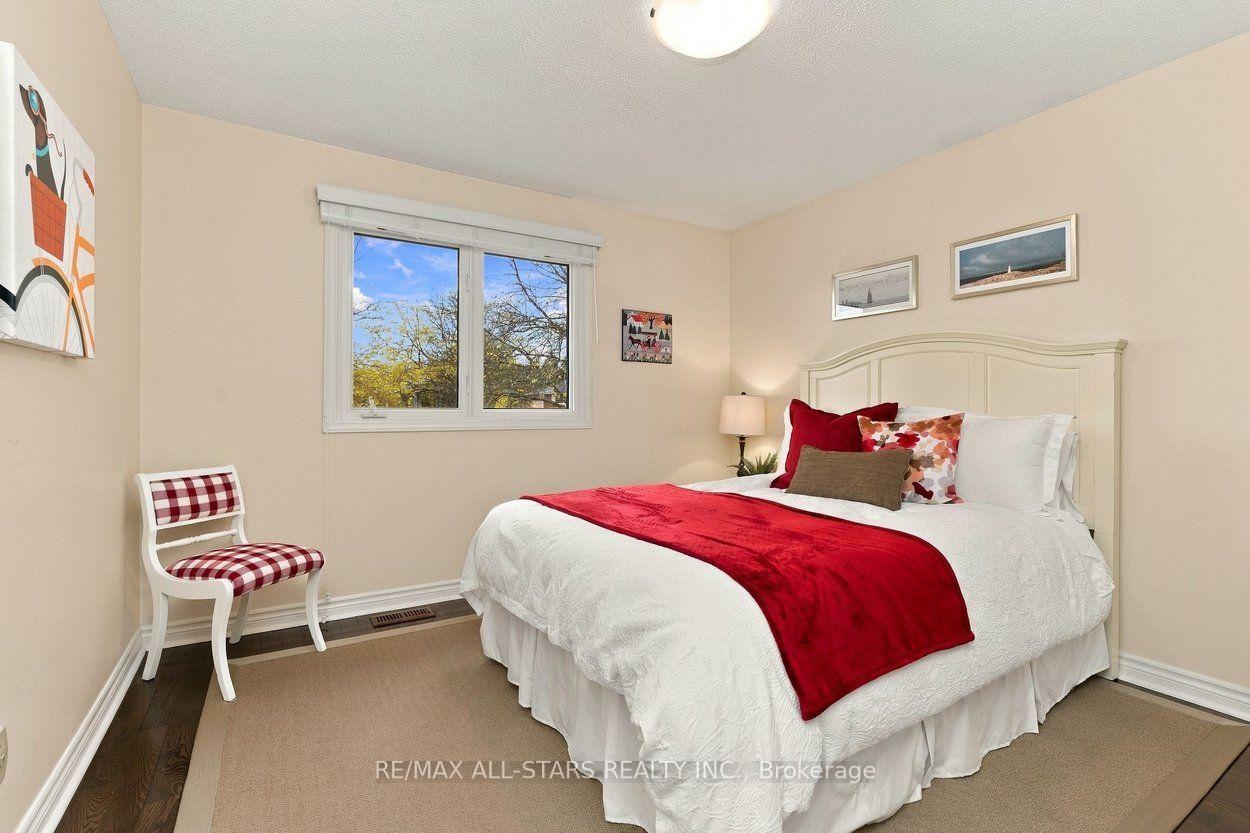 Photo 27 of 18 Ranger Court, Markham, Sherwood-Amberglen — HOMEH
