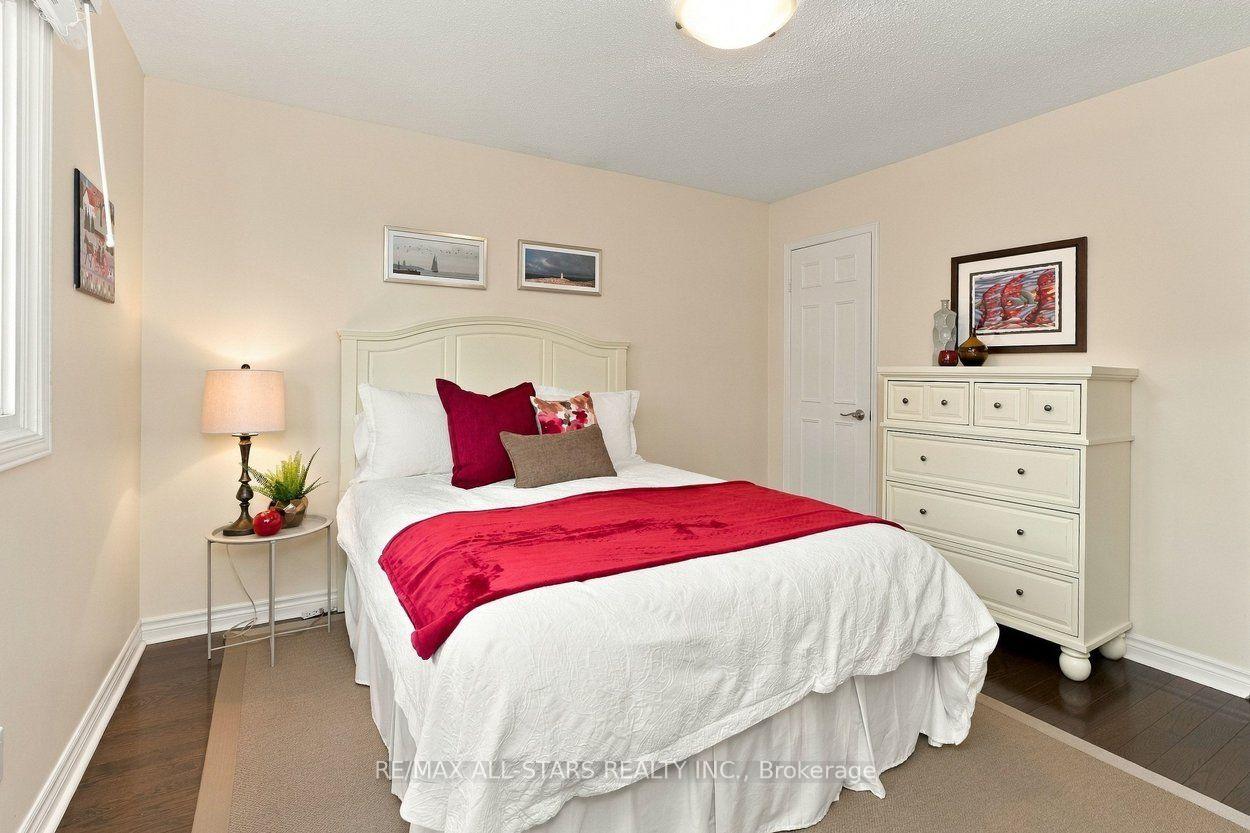 Photo 28 of 18 Ranger Court, Markham, Sherwood-Amberglen — HOMEH
