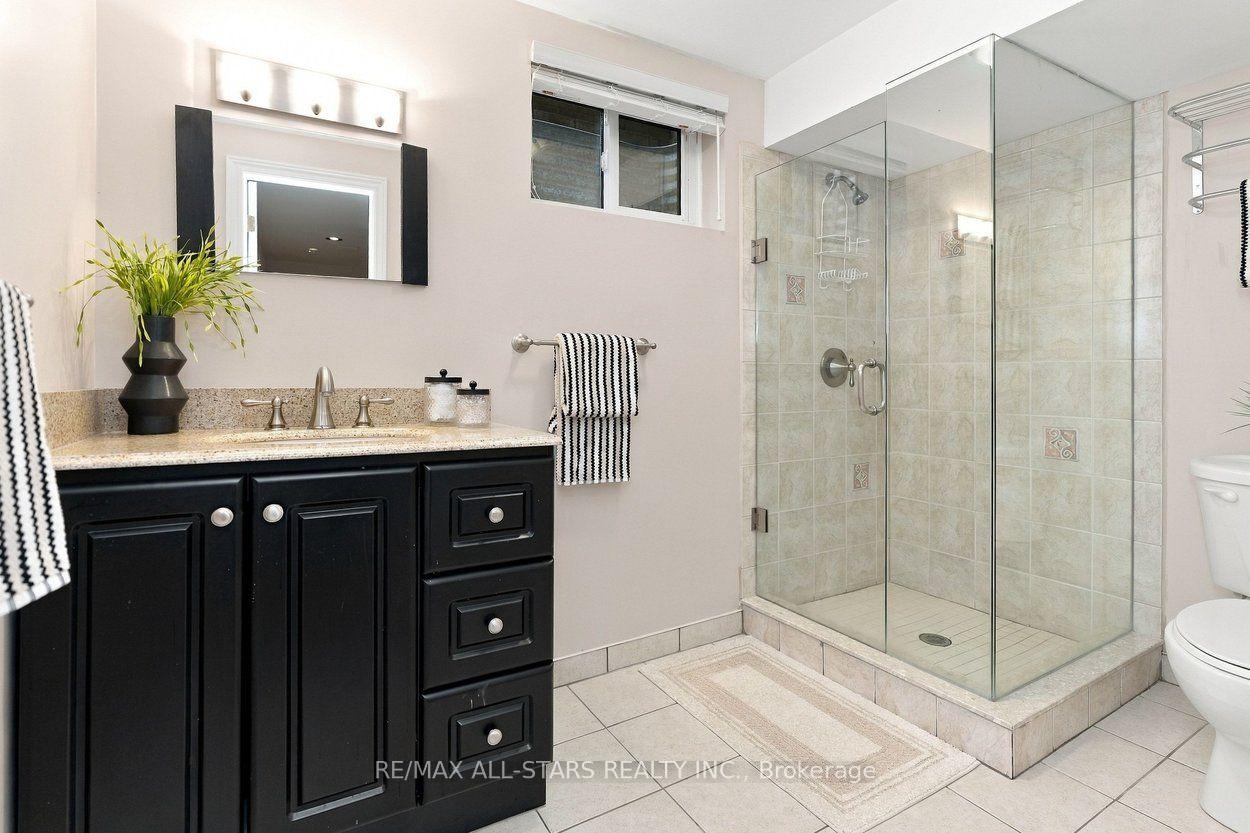 Photo 39 of 18 Ranger Court, Markham, Sherwood-Amberglen — HOMEH