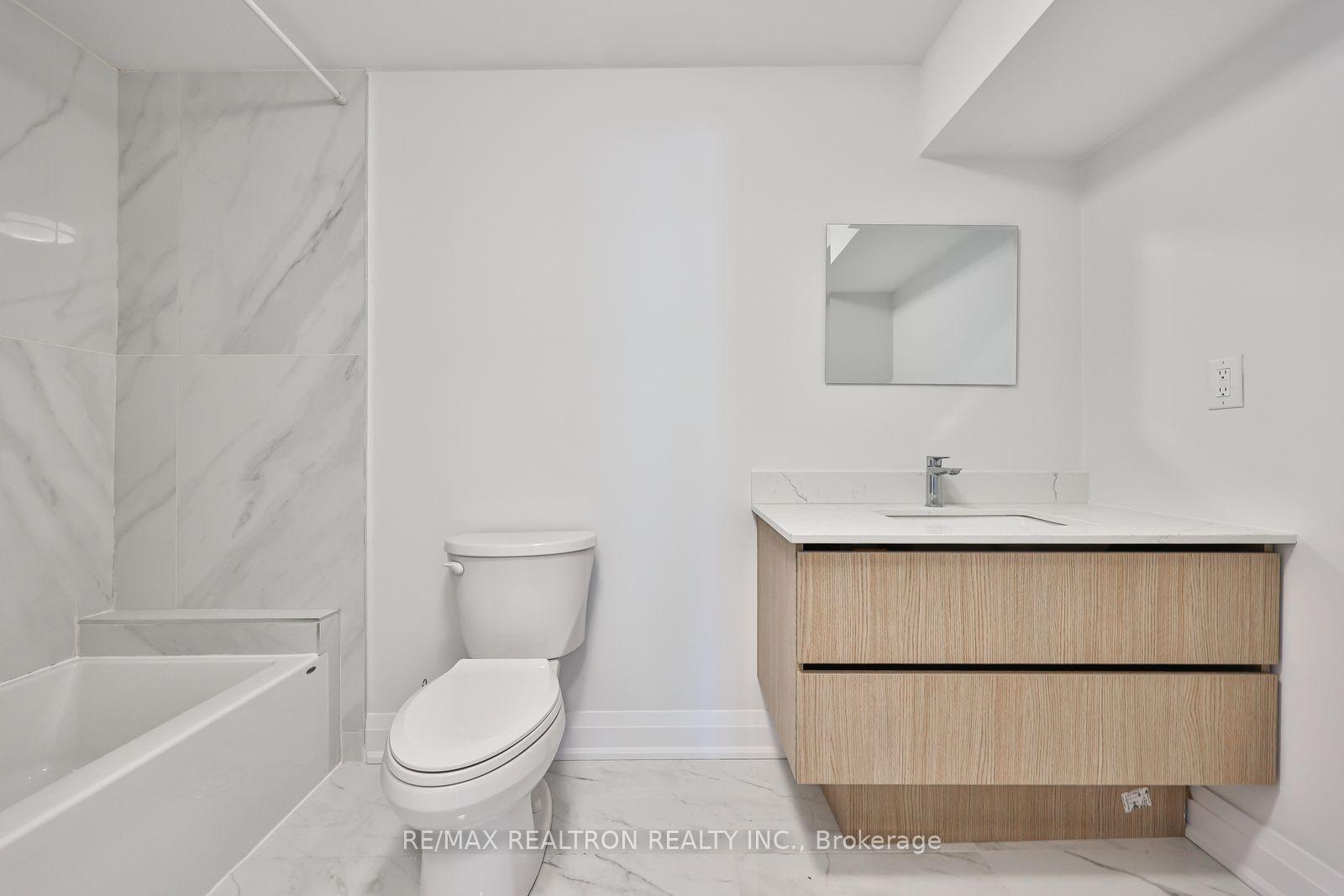 Photo 13 of 101 Sophia St W Street, Barrie, Queen's Park — HOMEH