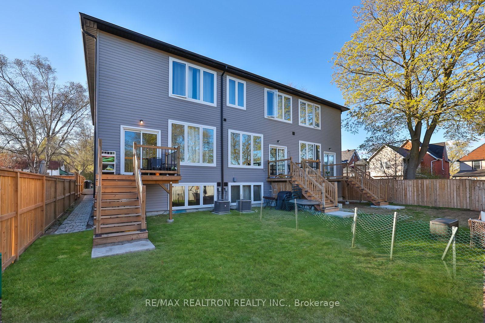 Photo 19 of 101 Sophia St W Street, Barrie, Queen's Park — HOMEH