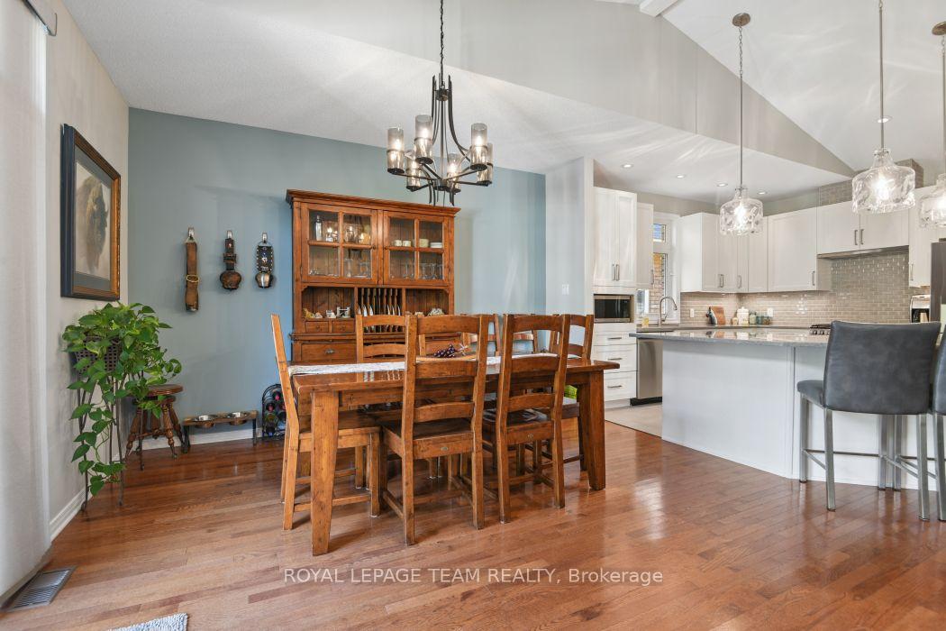 Photo 11 of 934 Burwash Landing, Ottawa, Kanata - Morgan's Grant/South March — HOMEH
