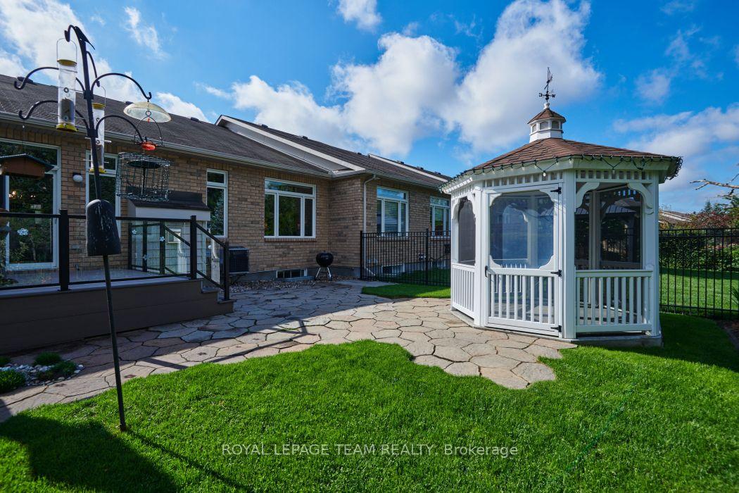 Photo 32 of 934 Burwash Landing, Ottawa, Kanata - Morgan's Grant/South March — HOMEH