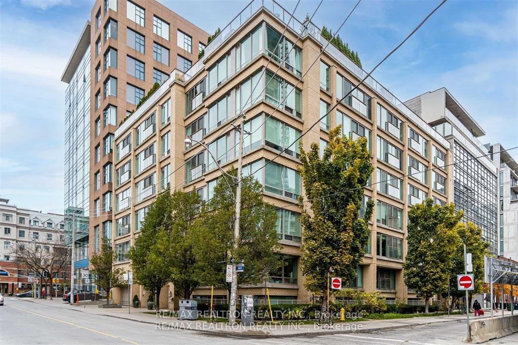 Front of Unit 308, 50 Camden Street