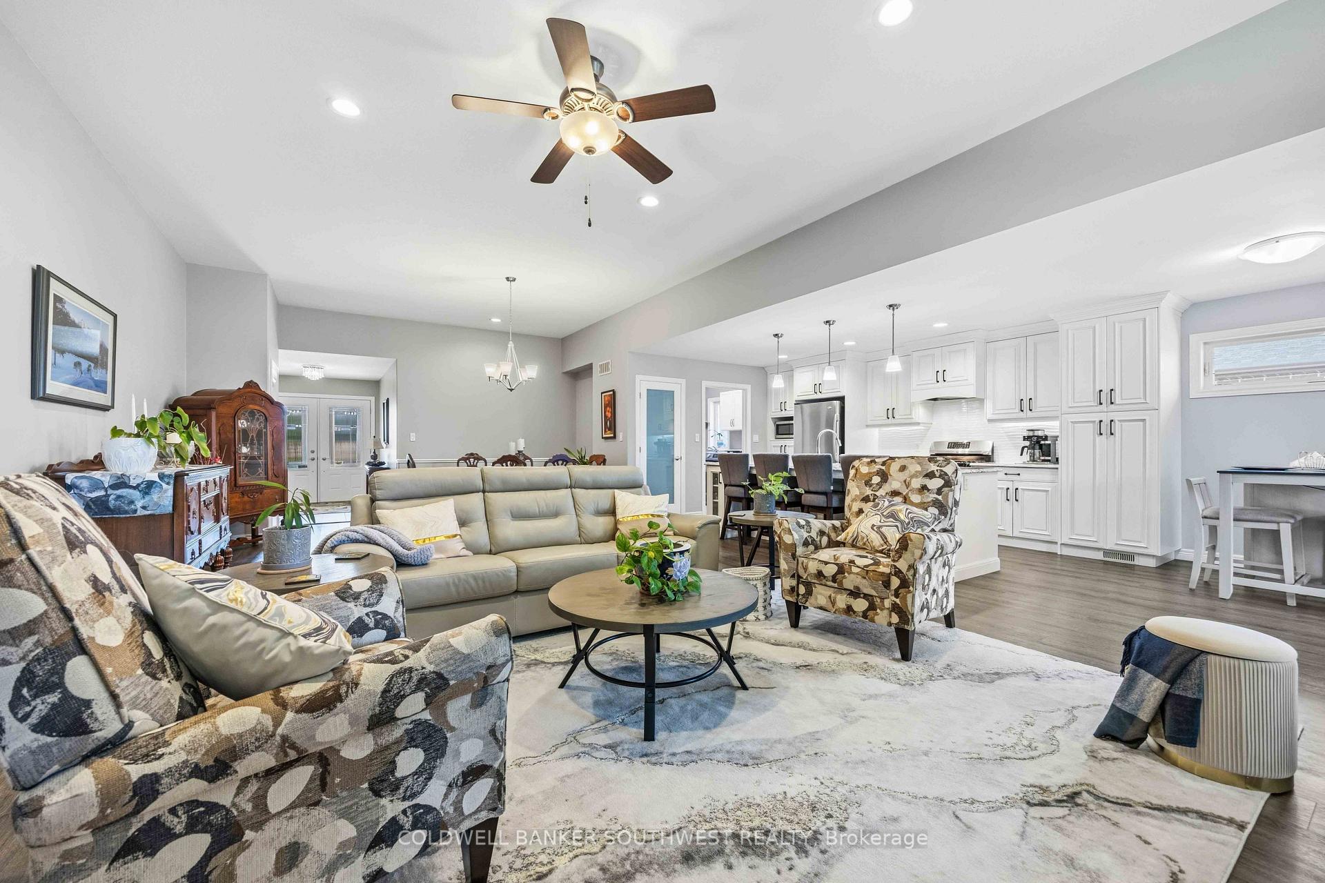 Photo 13 of 212 Basquiat Crescent, Sarnia — HOMEH