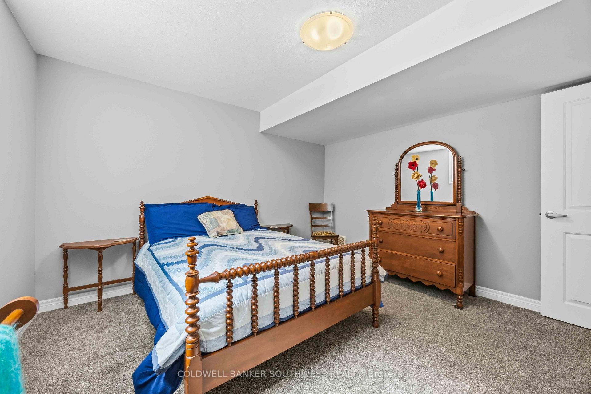 Photo 35 of 212 Basquiat Crescent, Sarnia — HOMEH