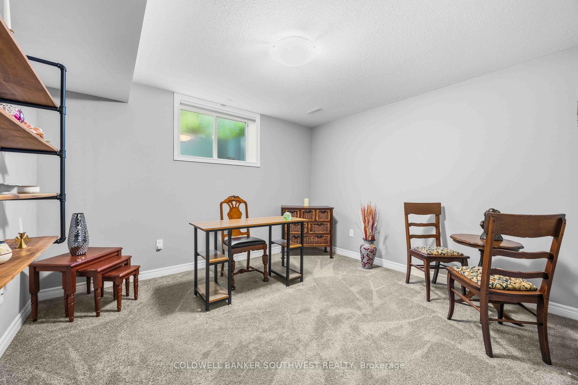 Photo 37 of 212 Basquiat Crescent, Sarnia — HOMEH