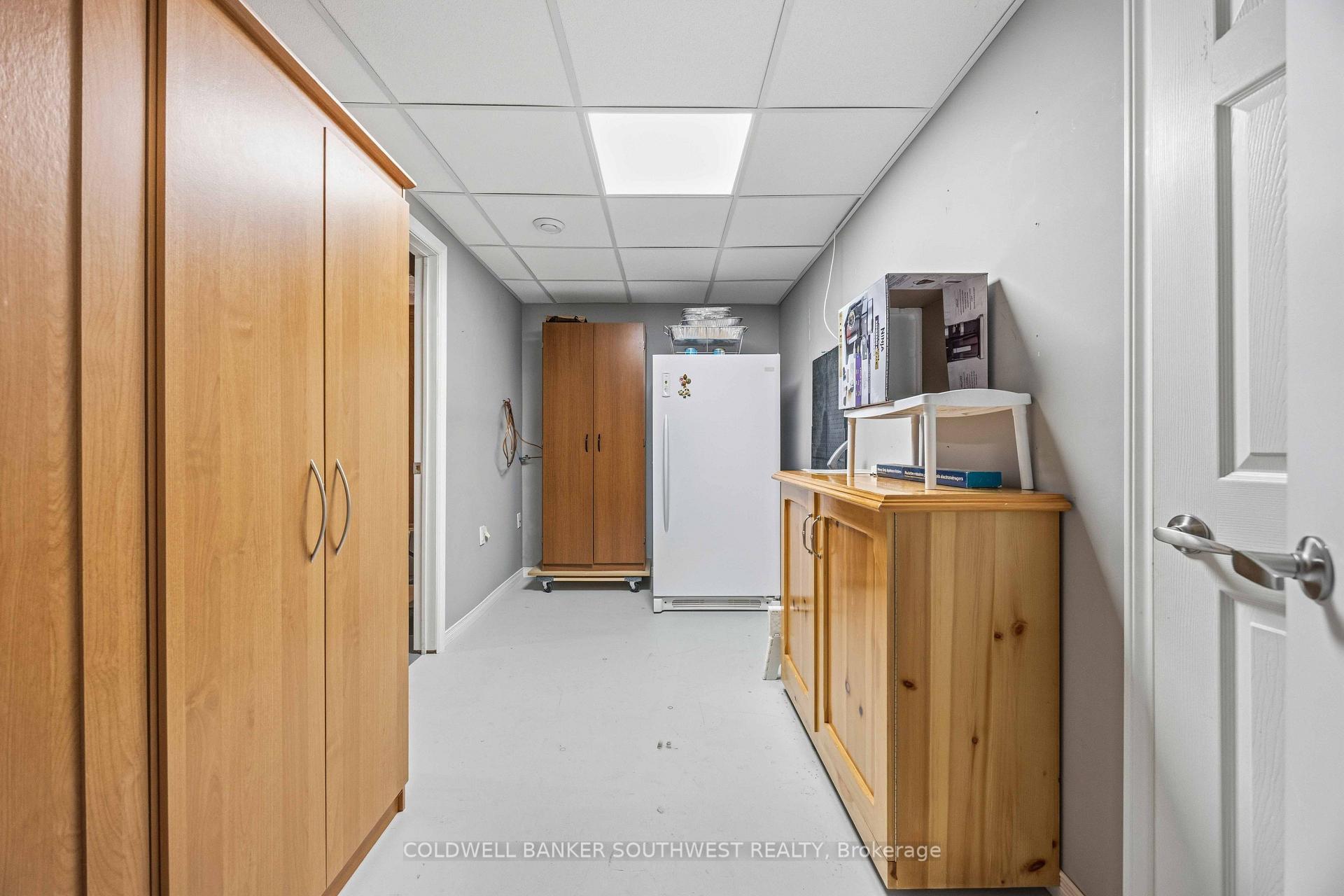 Photo 40 of 212 Basquiat Crescent, Sarnia — HOMEH