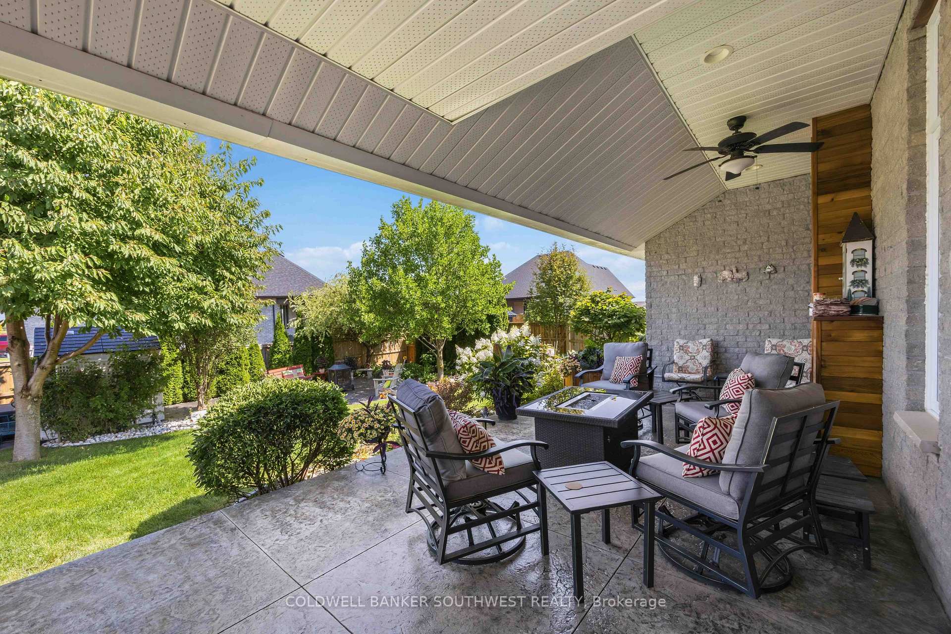Photo 42 of 212 Basquiat Crescent, Sarnia — HOMEH