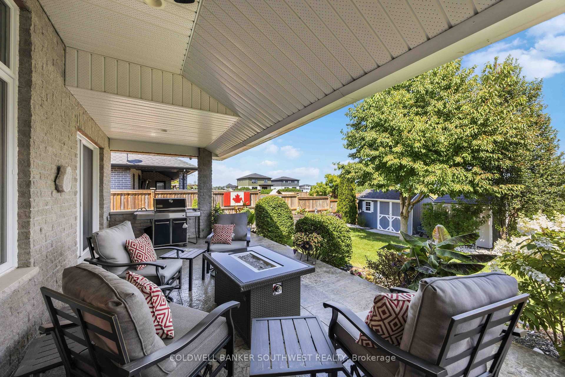 Photo 44 of 212 Basquiat Crescent, Sarnia — HOMEH