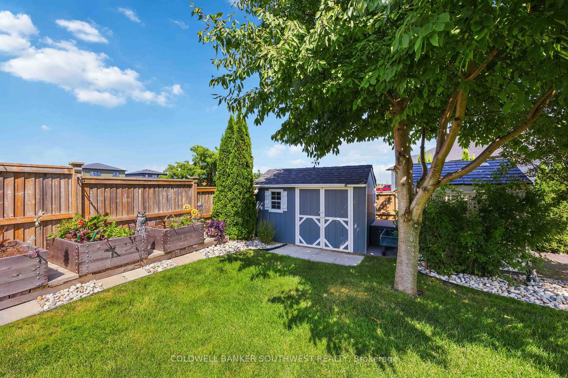 Photo 45 of 212 Basquiat Crescent, Sarnia — HOMEH