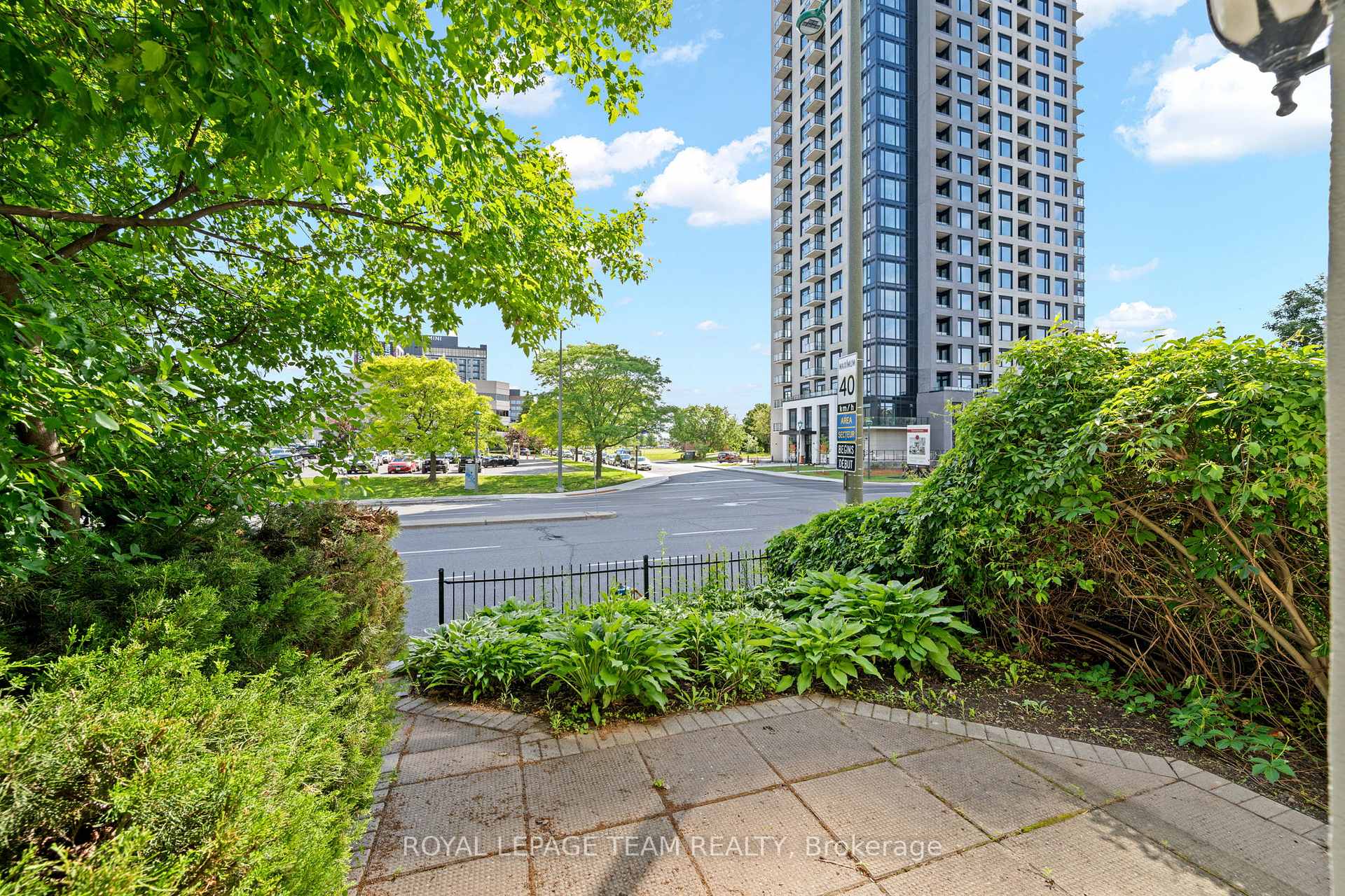 Photo 39 of 91 Thornbury Crescent, Ottawa, Centrepointe — HOMEH