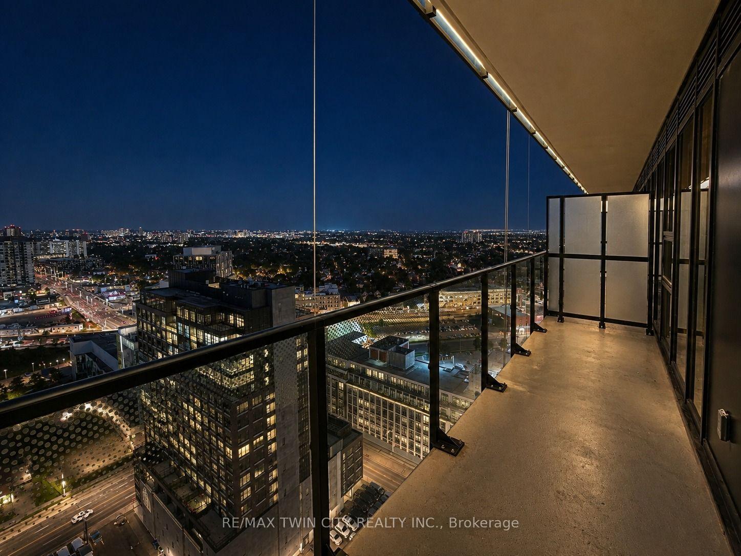 Photo 6 of 30 Francis Street S, Kitchener, City Commercial Core — HOMEH