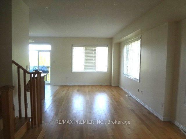 Photo 6 of Unit 17, 8273 Tulip Tree Drive, Niagara Falls, Brown — HOMEH