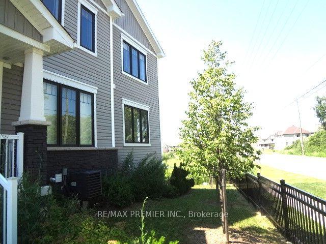 Photo 22 of Unit 17, 8273 Tulip Tree Drive, Niagara Falls, Brown — HOMEH