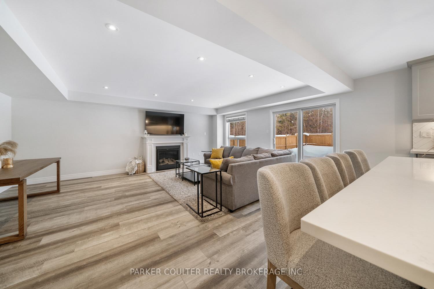 Photo 6 of 255 Wild Rose Drive, Gravenhurst, Muskoka (S) — HOMEH