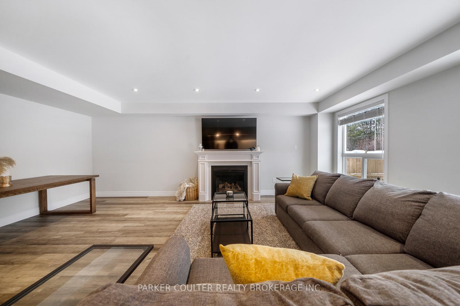 Photo 10 of 255 Wild Rose Drive, Gravenhurst, Muskoka (S) — HOMEH