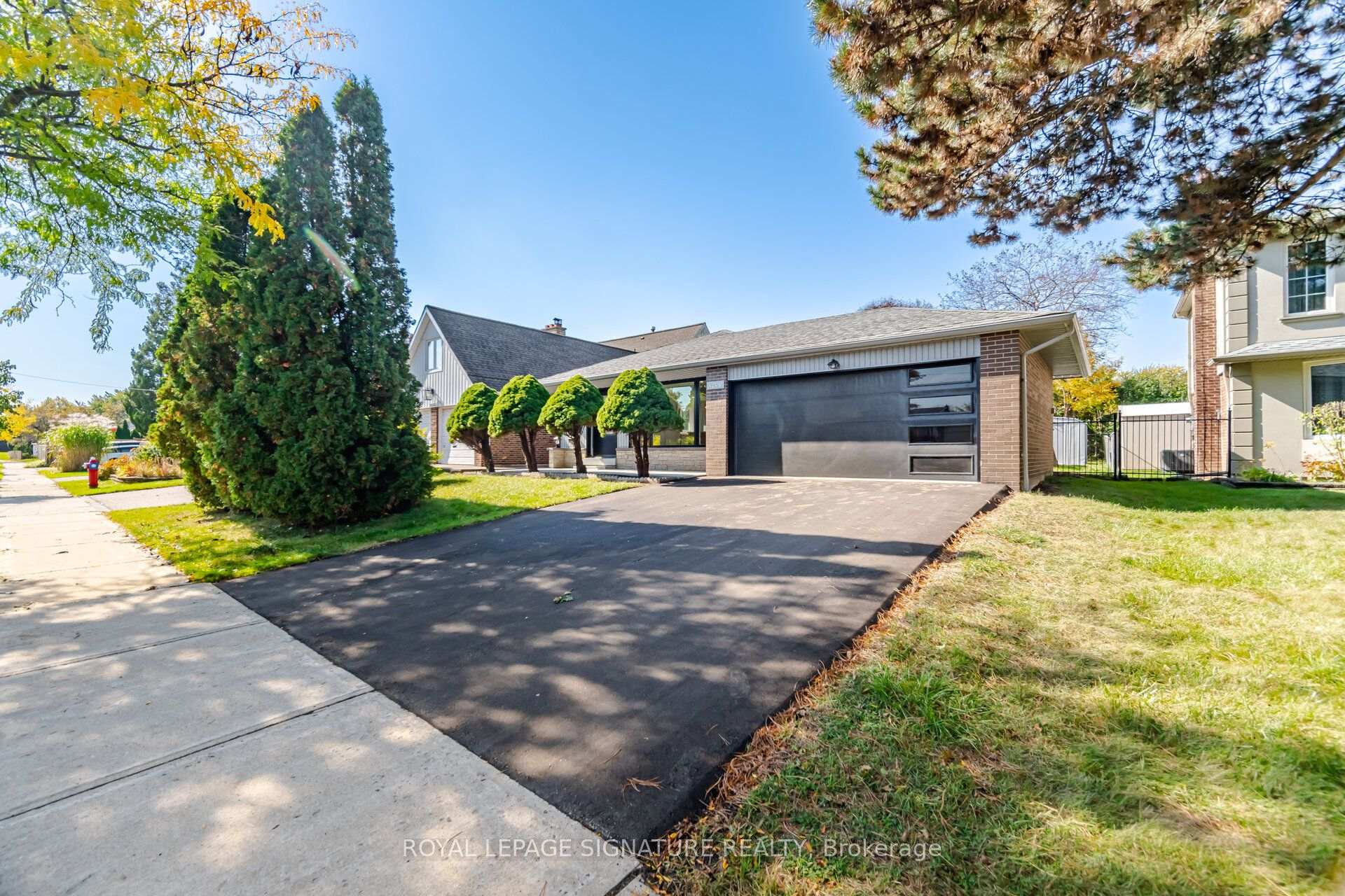 Photo of 2651 Thorn Lodge Drive
