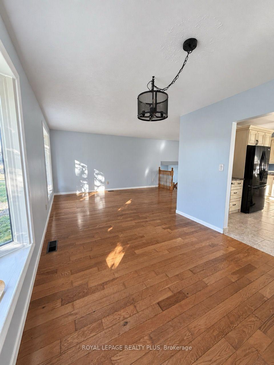 Photo 6 of 3167 Highway 56, Hamilton, Binbrook — HOMEH