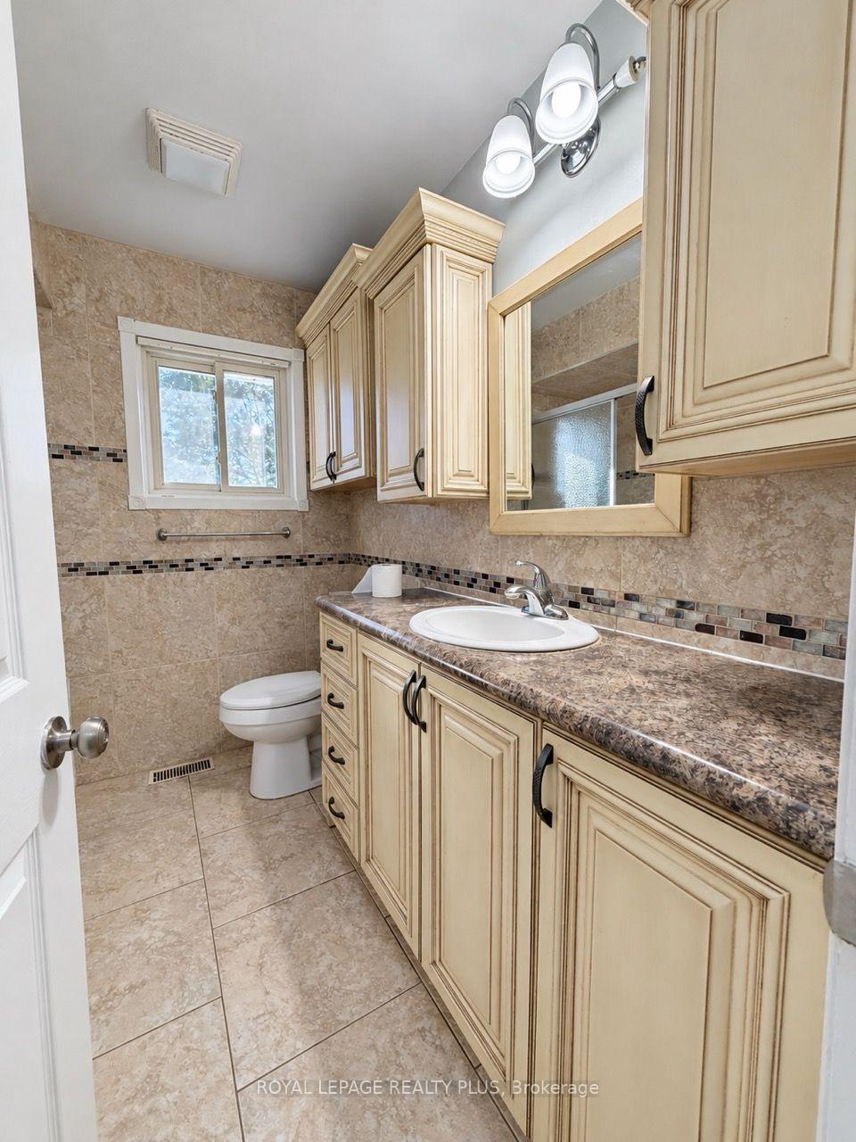 Photo 12 of 3167 Highway 56, Hamilton, Binbrook — HOMEH