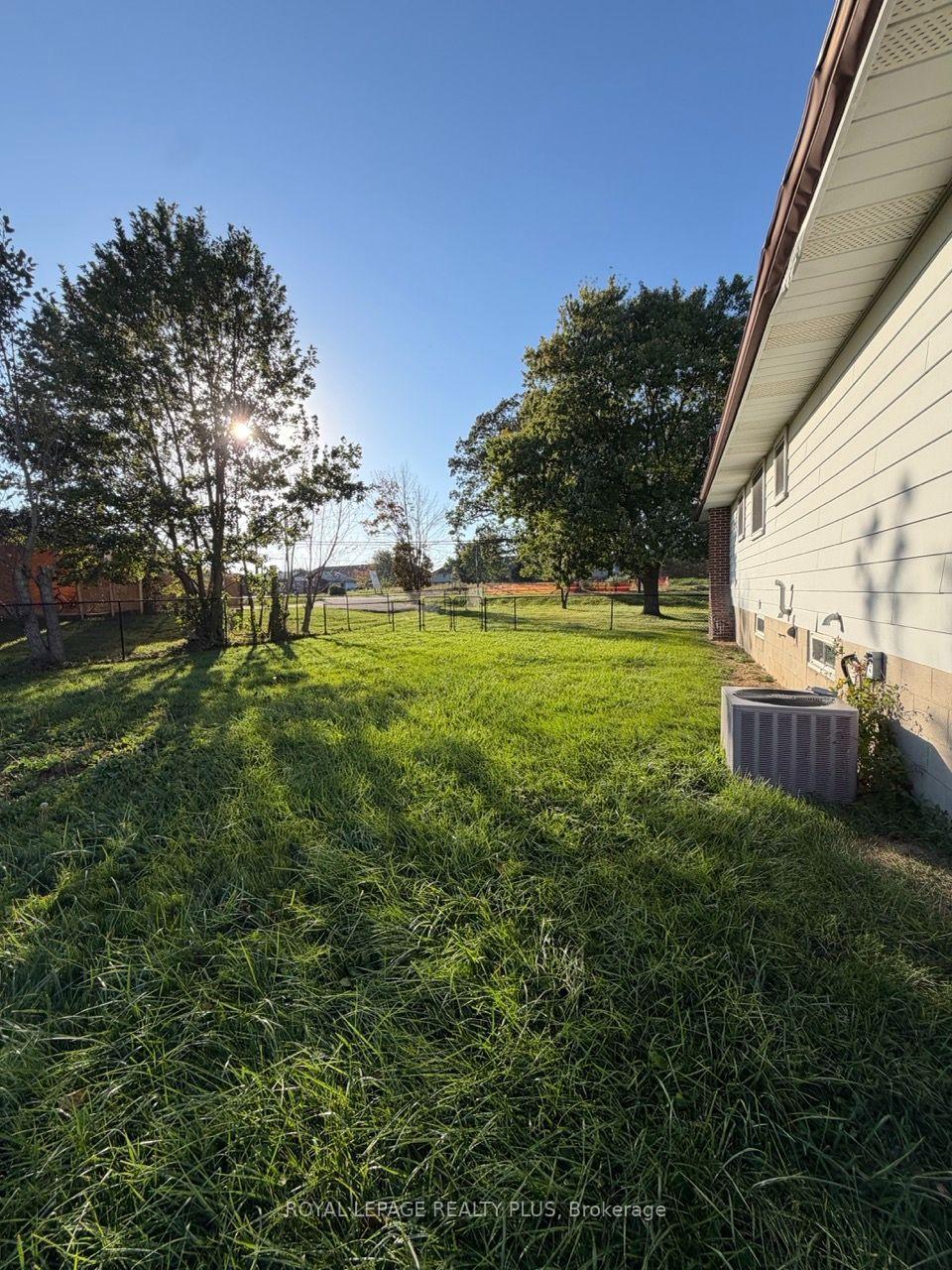 Photo 23 of 3167 Highway 56, Hamilton, Binbrook — HOMEH