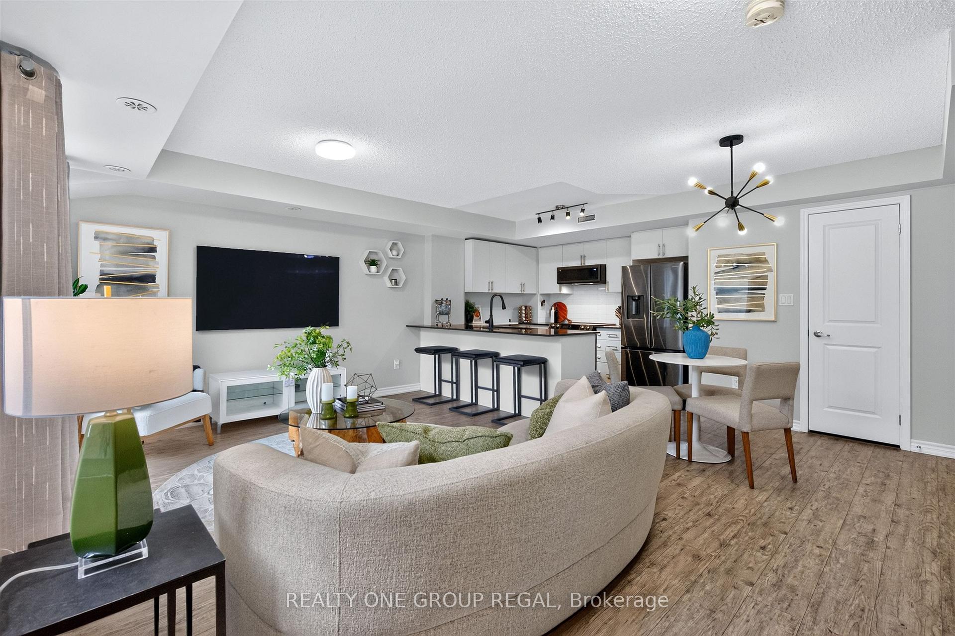 Photo 9 of Unit 155, 6 Foundry Avenue, Toronto, Dovercourt-Wallace Emerson-Junction — HOMEH