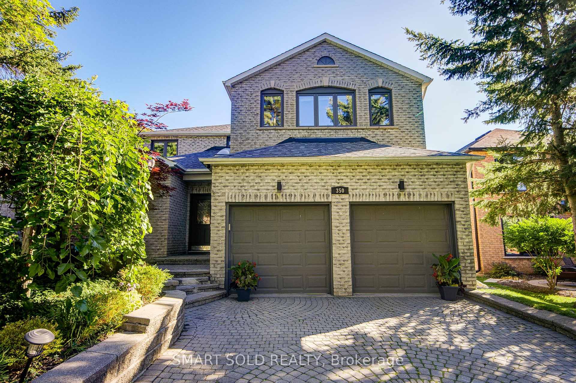 Photo 4 of 350 Kirby Crescent, Newmarket, Glenway Estates — HOMEH