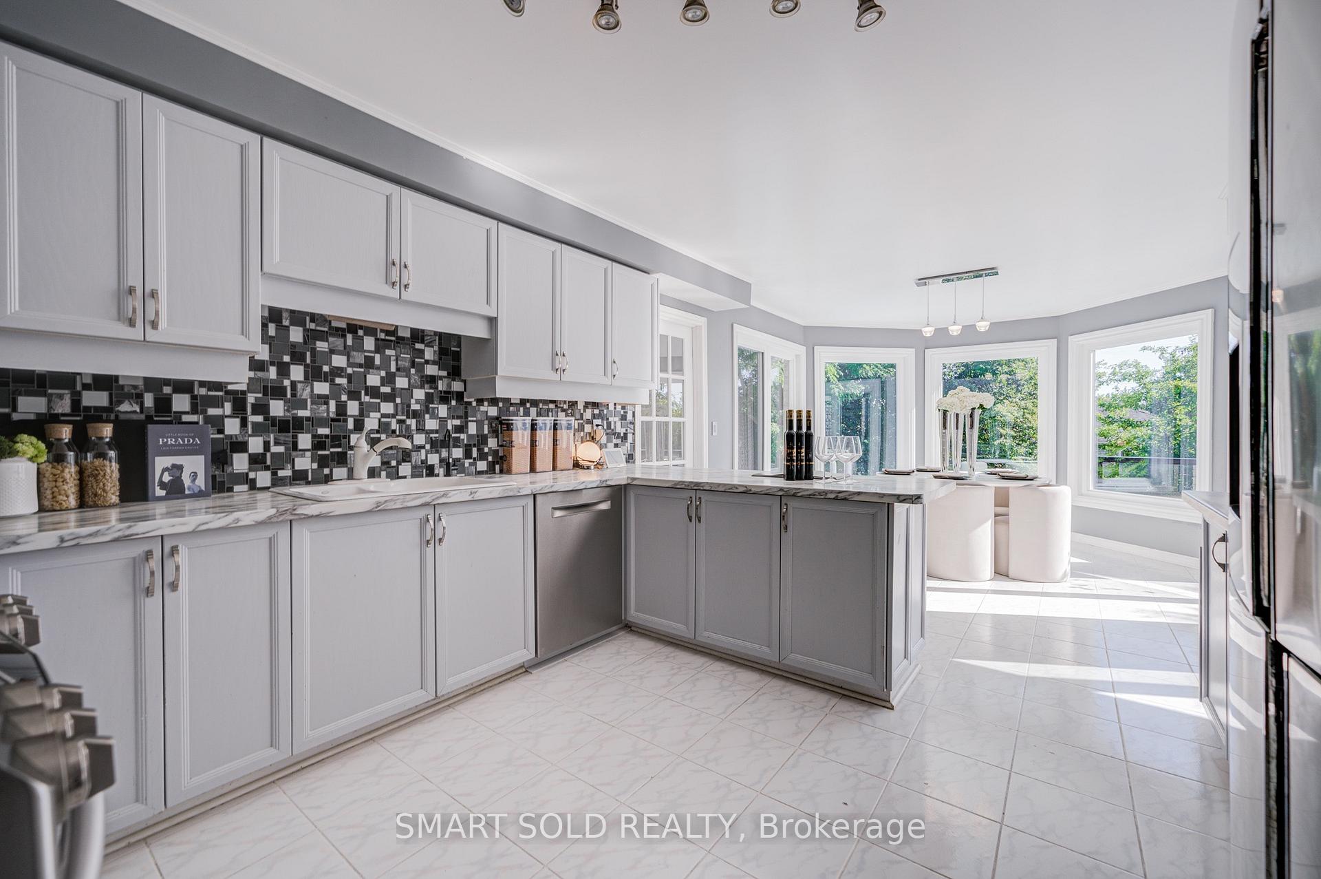 Photo 53 of 350 Kirby Crescent, Newmarket, Glenway Estates — HOMEH
