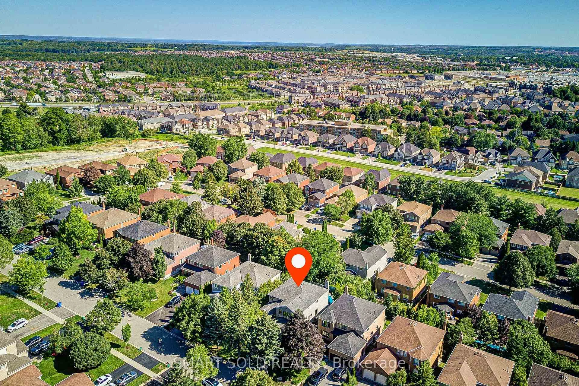 Photo 21 of 350 Kirby Crescent, Newmarket, Glenway Estates — HOMEH