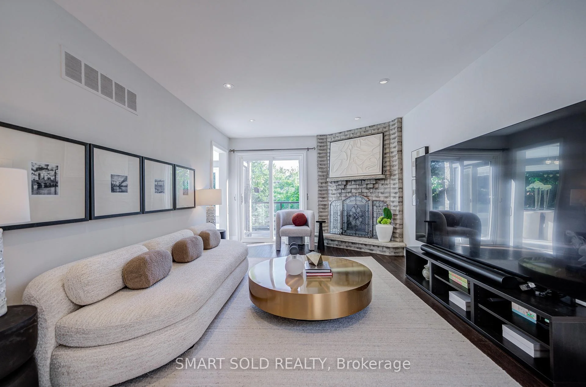 Photo 54 of 350 Kirby Crescent, Newmarket, Glenway Estates — HOMEH