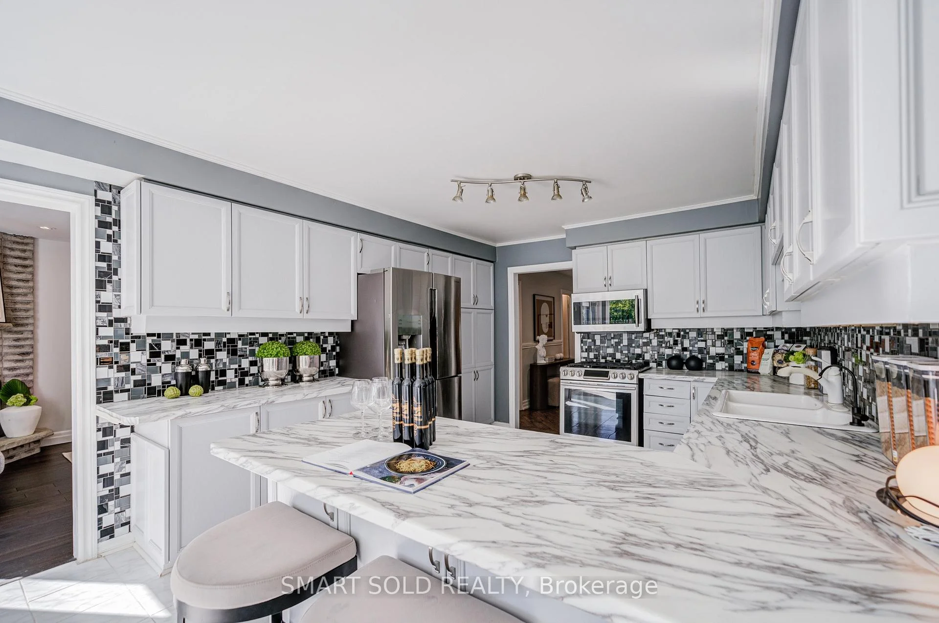 Photo 56 of 350 Kirby Crescent, Newmarket, Glenway Estates — HOMEH