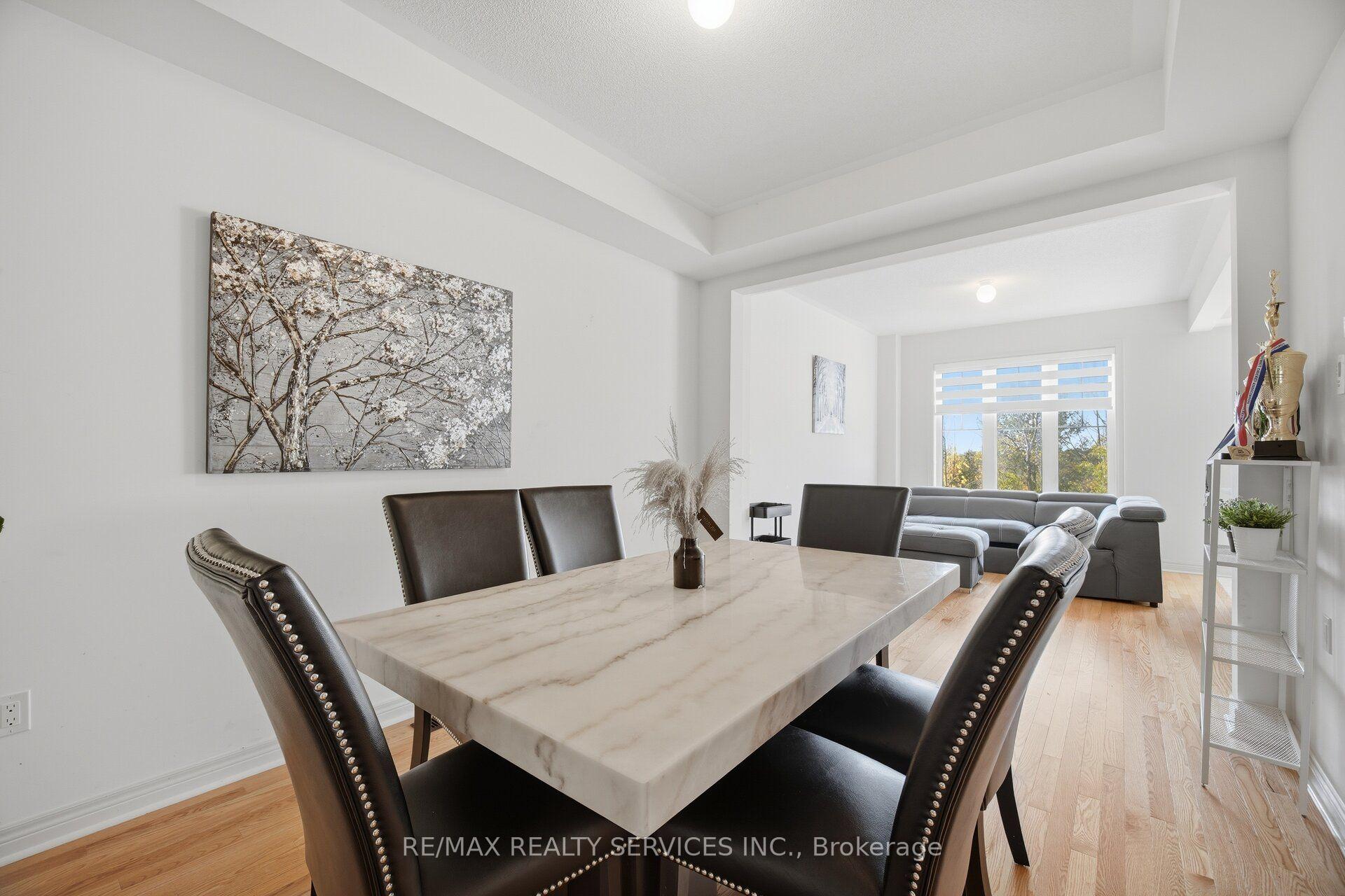 Photo 8 of 1221 Jim Brewster Circle, Oshawa, Eastdale — HOMEH