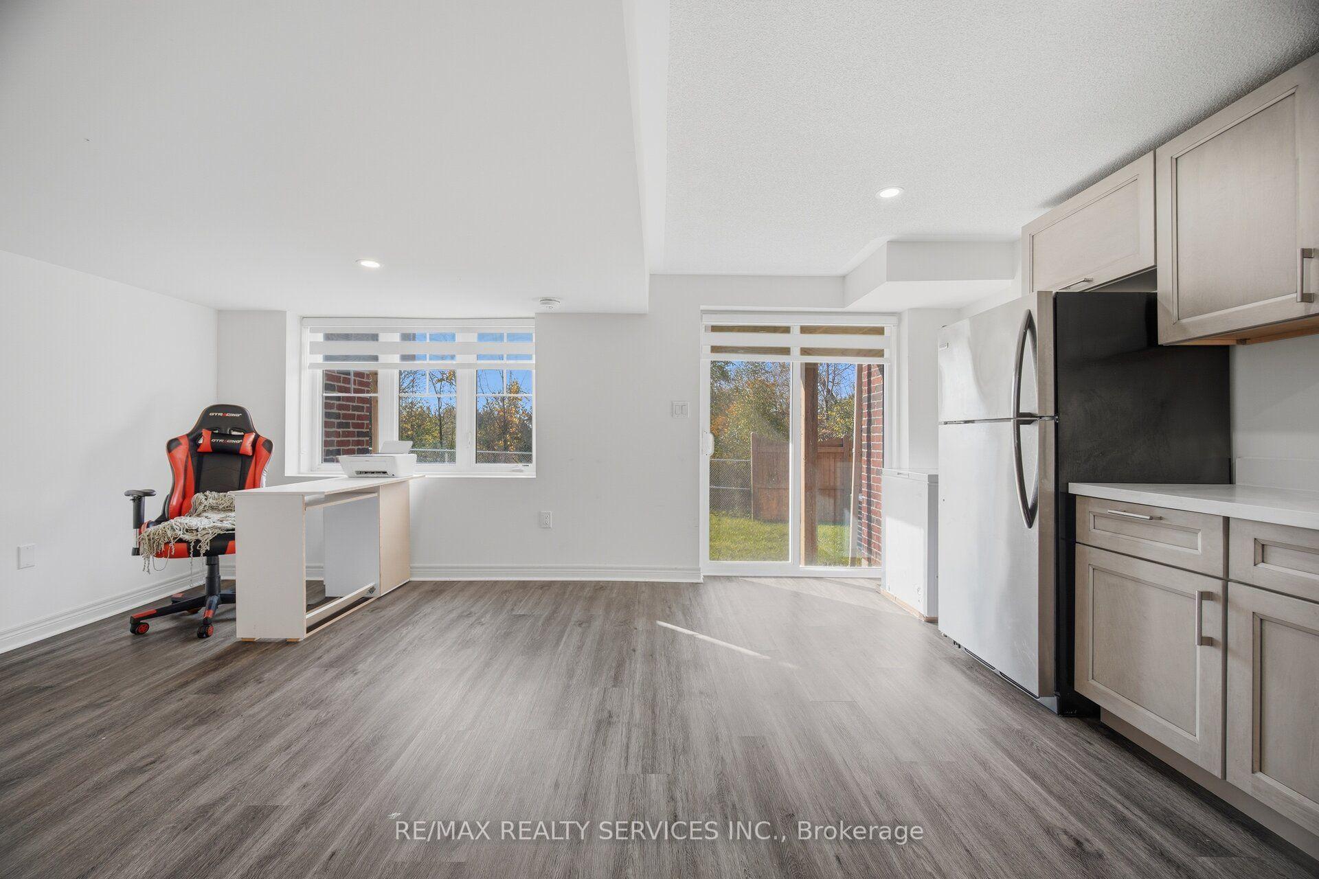 Photo 35 of 1221 Jim Brewster Circle, Oshawa, Eastdale — HOMEH