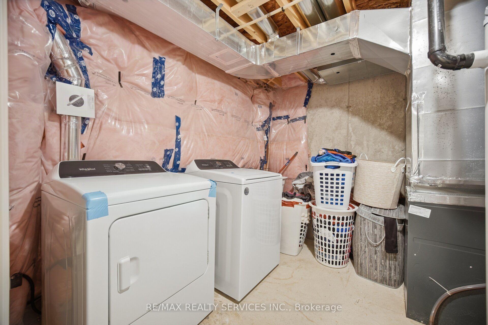 Photo 42 of 1221 Jim Brewster Circle, Oshawa, Eastdale — HOMEH