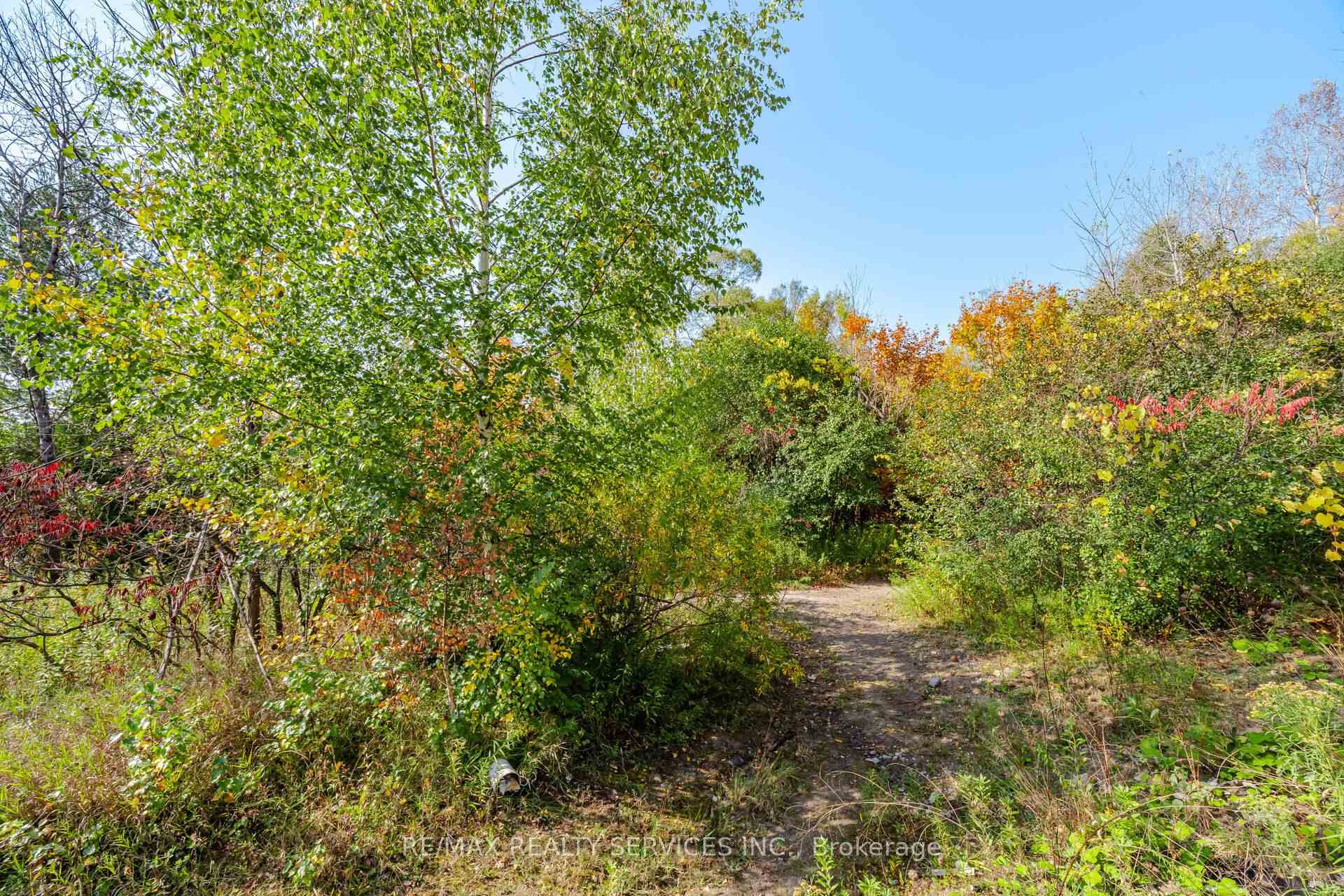 Photo 49 of 1221 Jim Brewster Circle, Oshawa, Eastdale — HOMEH