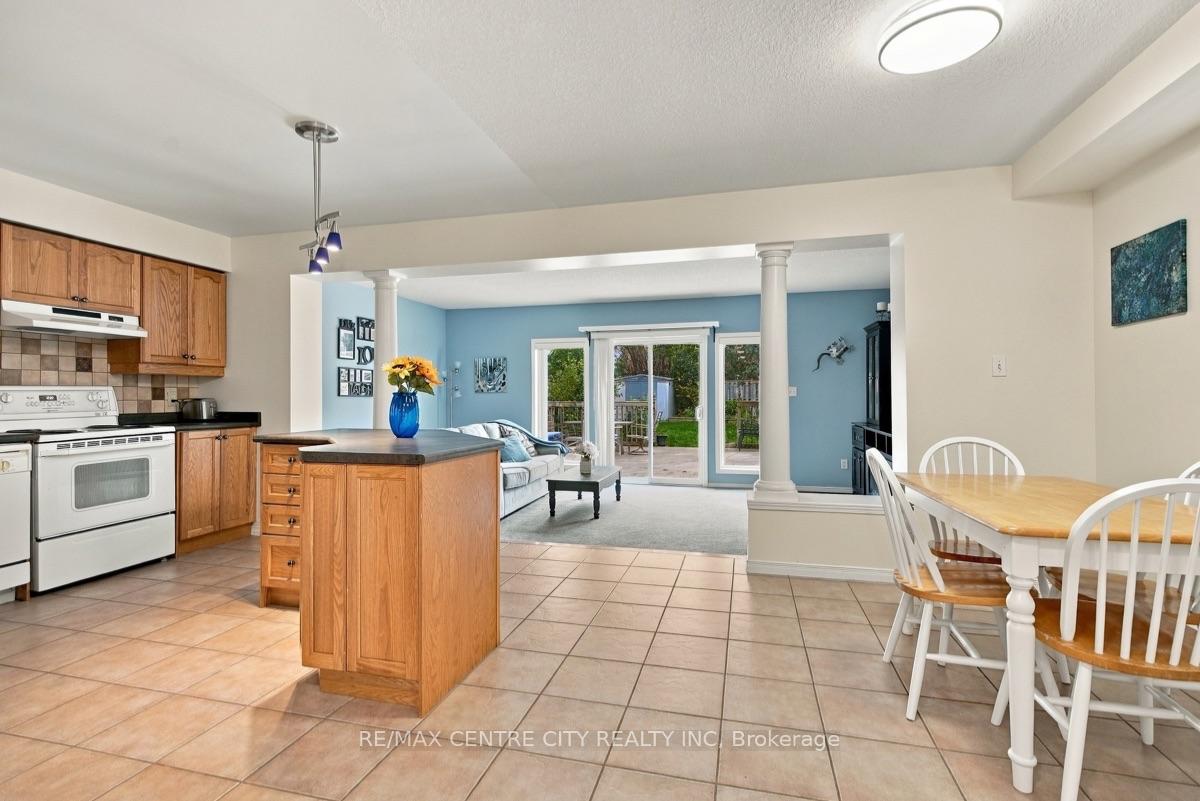Photo 8 of 847 Whetherfield Street, London, North M — HOMEH