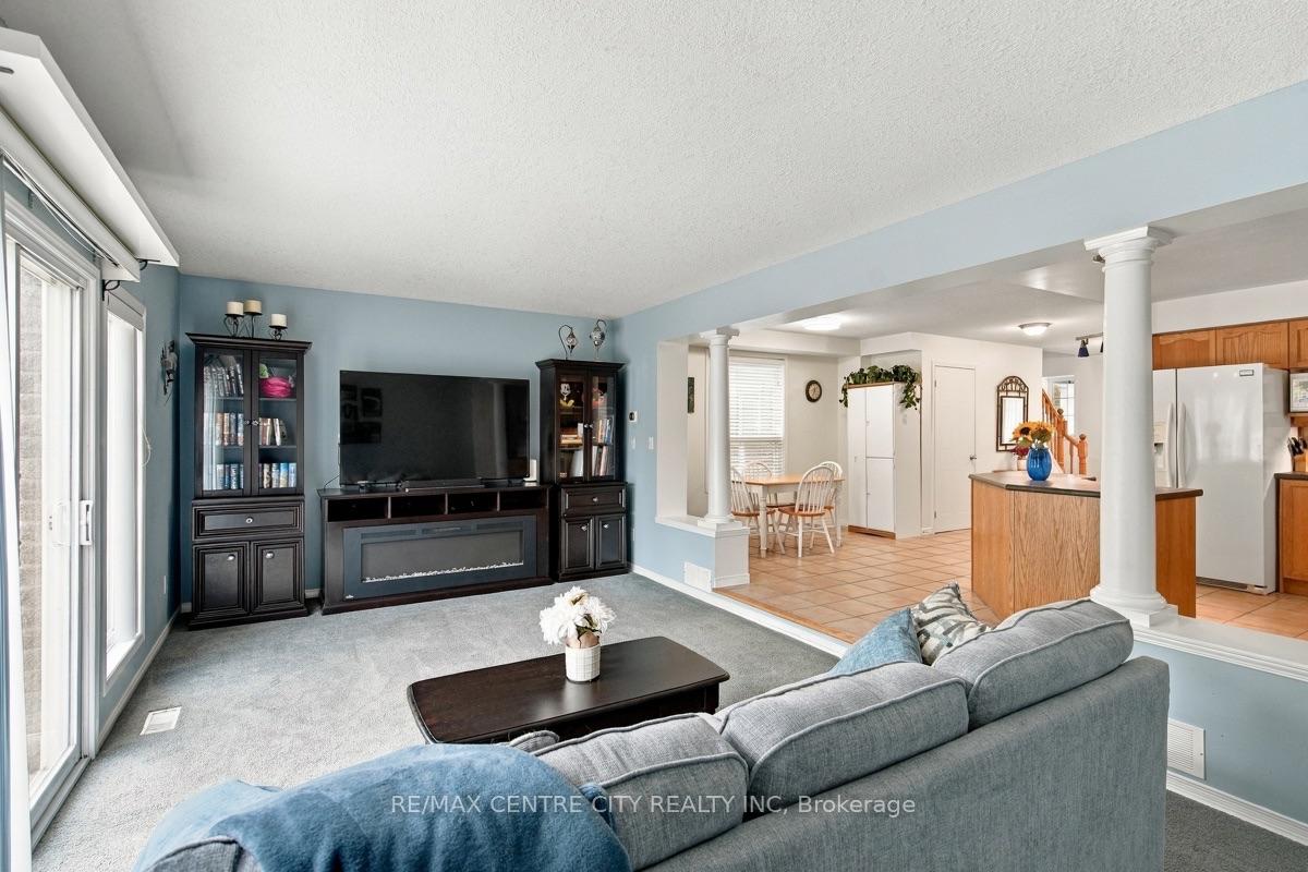 Photo 11 of 847 Whetherfield Street, London, North M — HOMEH