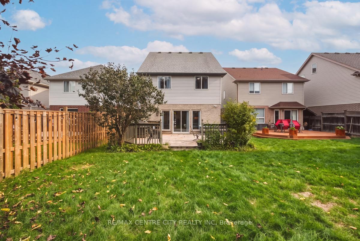 Photo 44 of 847 Whetherfield Street, London, North M — HOMEH