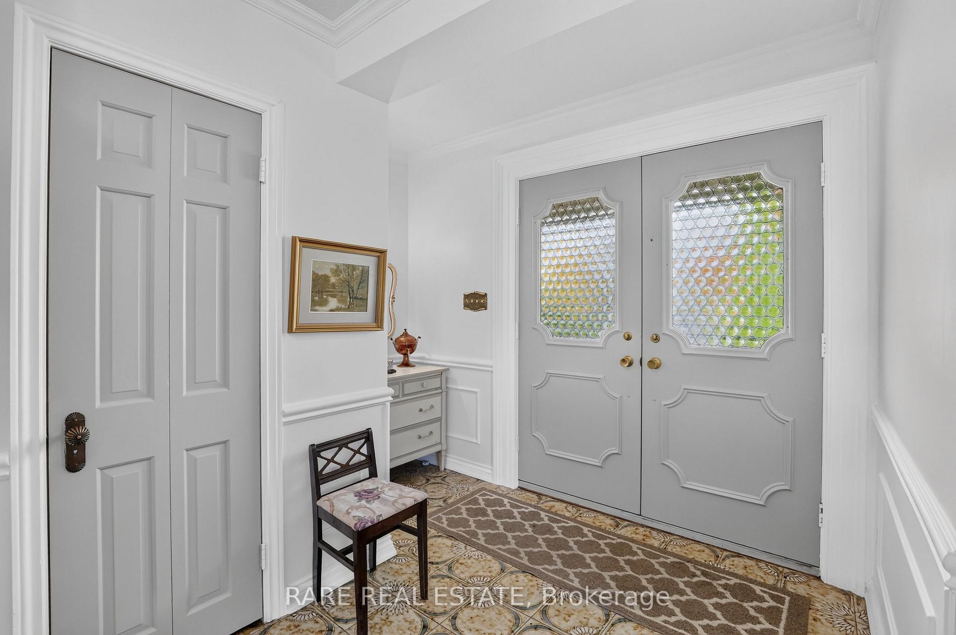 Photo 5 of 29 Malaren Road, Vaughan, Maple — HOMEH